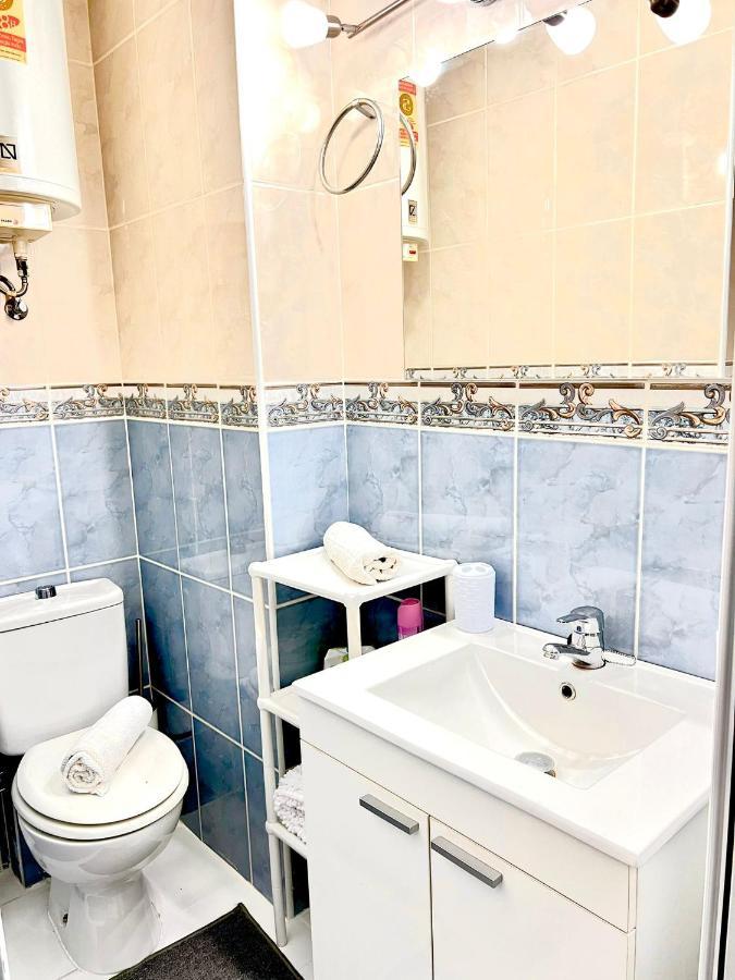 Studio Touristique Iris Lejlighed Benalmádena Eksteriør billede